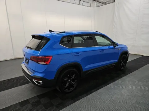 Photos of 2023 Volkswagen Taos 1.5T SE for sale in Holland, MI at Zeigler GMC of Holland
