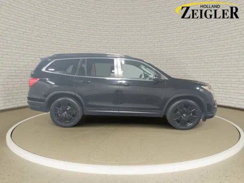 More photos of 2022 Honda Pilot Special Edition at Zeigler GMC of Holland, MI