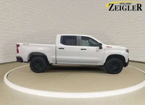 More photos of 2021 Chevrolet Silverado 1500 LT Trail Boss at Zeigler GMC of Holland, MI