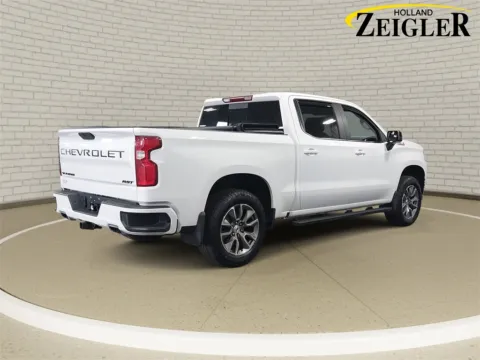 More photos of 2021 Chevrolet Silverado 1500 RST at Zeigler GMC of Holland, MI