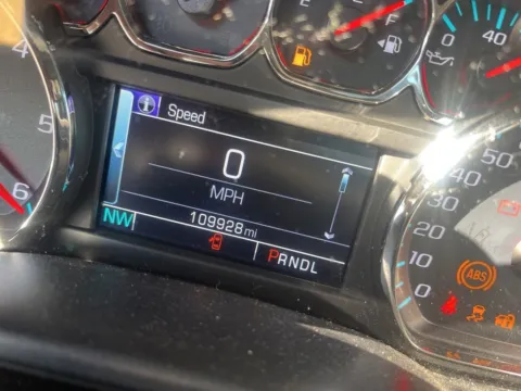 More photos of 2018 Chevrolet Silverado 1500 LT at Zeigler GMC of Holland, MI