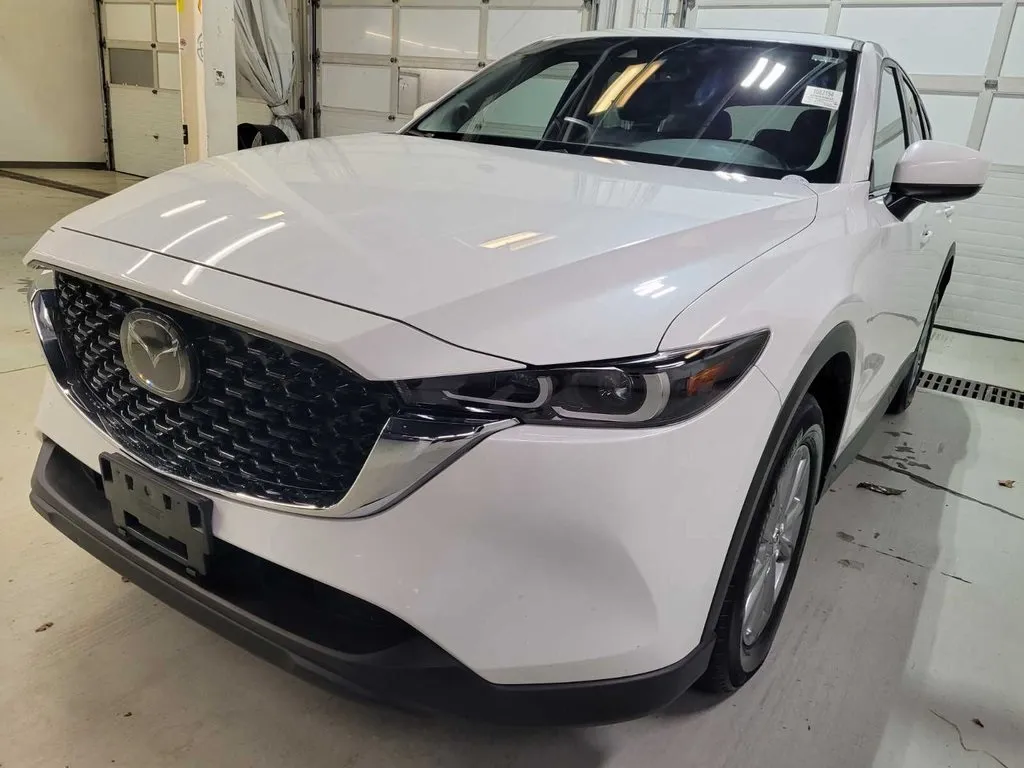 White 2022 Mazda CX-5 2.5 S Preferred Package for sale in Holland, MI