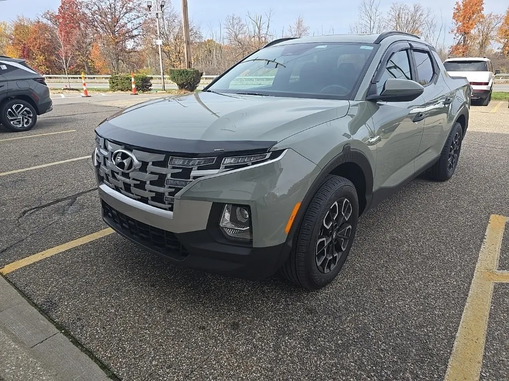 Gray 2022 Hyundai Santa Cruz SEL for sale in Holland, MI