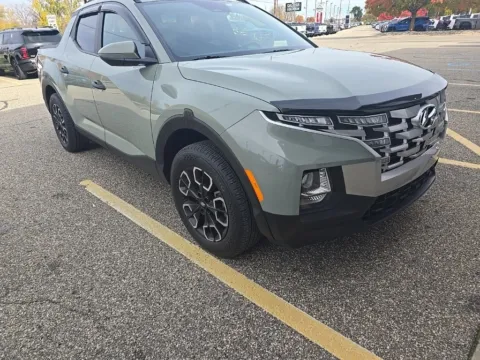 Another view of 2022 Hyundai Santa Cruz SEL for sale in Holland, MI at Zeigler Hyundai of Holland