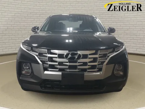 Photos of 2023 Hyundai Santa Cruz SEL for sale in Holland, MI at Zeigler Hyundai of Holland