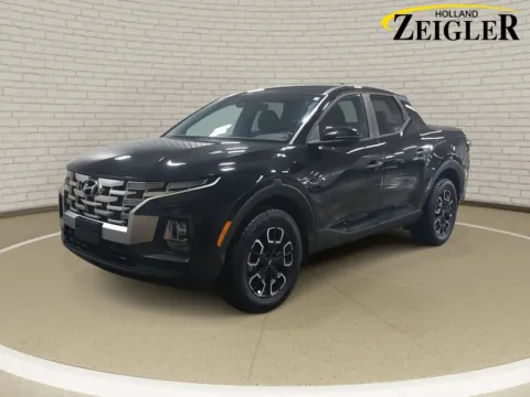 Black 2023 Hyundai Santa Cruz SEL for sale in Holland, MI
