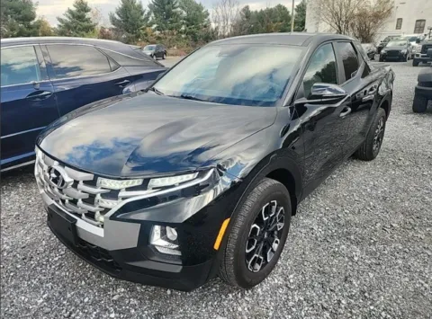 Black 2023 Hyundai Santa Cruz SEL for sale in Holland, MI