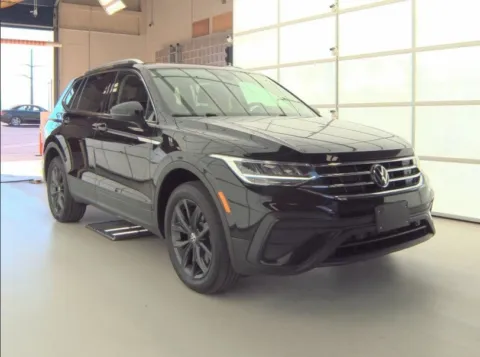 More photos of 2022 Volkswagen Tiguan 2.0T SE at Zeigler Hyundai of Holland, MI