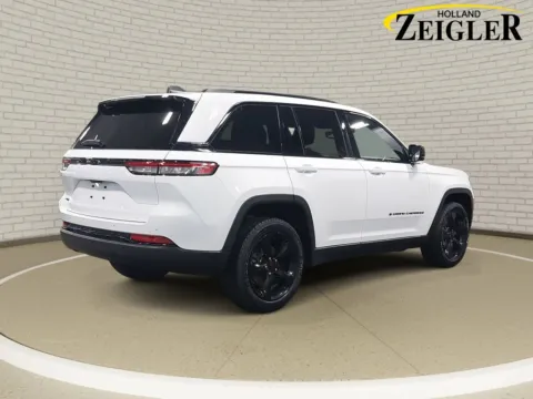 More photos of 2023 Jeep Grand Cherokee Altitude X at Zeigler Hyundai of Holland, MI