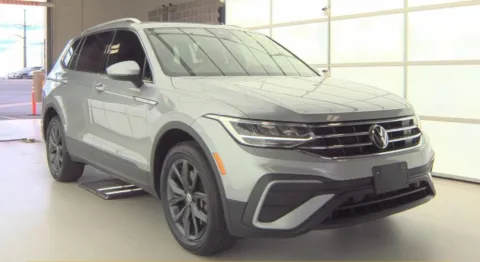 More photos of 2022 Volkswagen Tiguan 2.0T SE at Zeigler Hyundai of Holland, MI