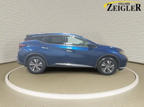 More photos of 2022 Nissan Murano S at Zeigler Hyundai of Holland, MI