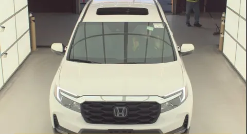 Photos of 2023 Honda Passport EX-L for sale in Holland, MI at Zeigler Hyundai of Holland