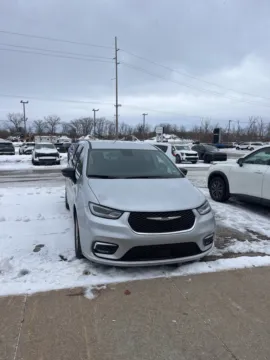 Silver 2024 Chrysler Pacifica Touring L for sale in Holland, MI