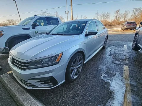 More photos of 2019 Volkswagen Passat 2.0T SE R-Line at Zeigler Hyundai of Holland, MI
