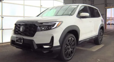 White 2023 Honda Passport EX-L for sale in Holland, MI