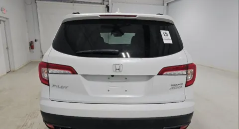 More photos of 2022 Honda Pilot Special Edition at Zeigler Hyundai of Holland, MI