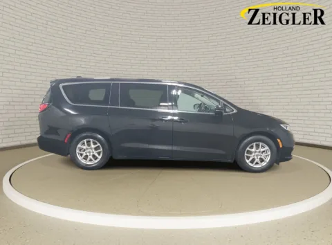 More photos of 2024 Chrysler Pacifica Touring L at Zeigler Hyundai of Holland, MI
