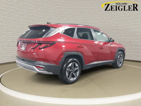 More photos of 2025 Hyundai Tucson SEL at Zeigler Hyundai of Holland, MI