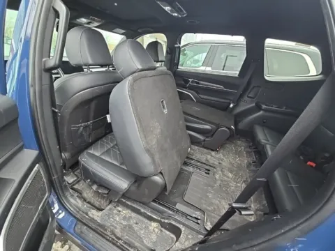 More photos of 2023 Kia Telluride EX X-Line at Zeigler Hyundai of Holland, MI