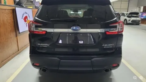 Another view of 2023 Subaru Ascent Limited for sale in Holland, MI at Zeigler Hyundai of Holland