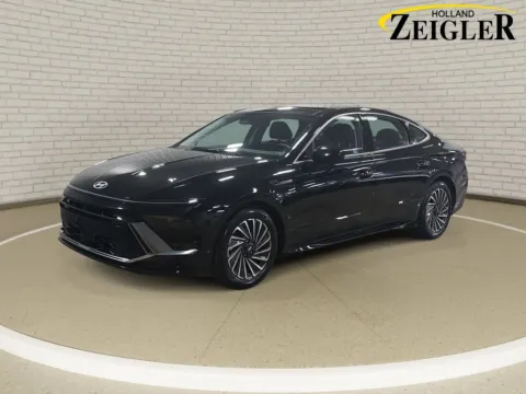 Black 2025 Hyundai Sonata Hybrid Limited for sale in Holland, MI