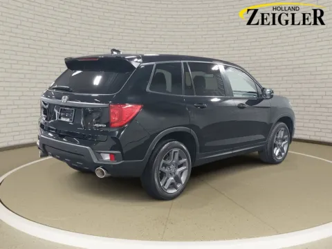 More photos of 2022 Honda Passport EX-L at Zeigler Hyundai of Holland, MI