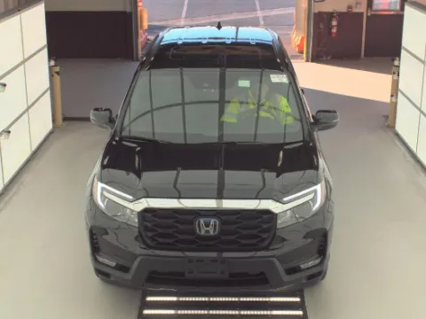 More photos of 2022 Honda Passport EX-L at Zeigler Hyundai of Holland, MI