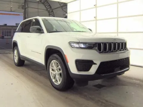White 2023 Jeep Grand Cherokee Laredo for sale in Holland, MI