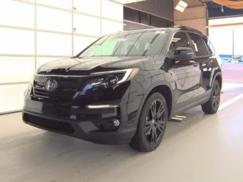 More photos of 2022 Honda Pilot Special Edition at Zeigler Hyundai of Holland, MI