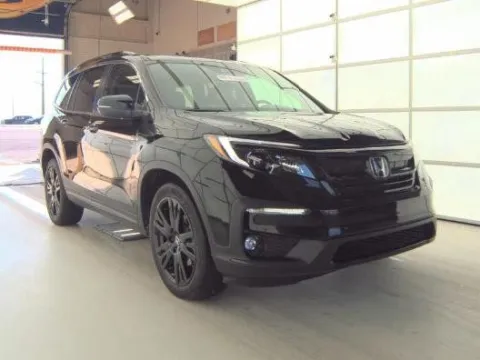 Black 2022 Honda Pilot Special Edition for sale in Holland, MI