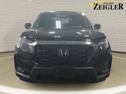 Photos of 2023 Honda Passport EX-L for sale in Holland, MI at Zeigler Hyundai of Holland