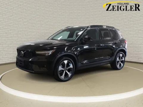 Black 2024 Volvo XC40 B5 Plus Dark Theme for sale in Holland, MI