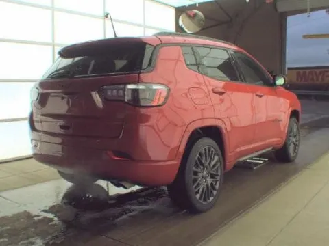 More photos of 2022 Jeep Compass at Zeigler Hyundai of Holland, MI
