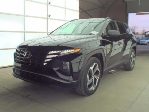 Black 2023 Hyundai Tucson SEL for sale in Holland, MI