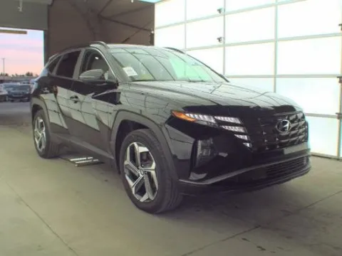 More photos of 2023 Hyundai Tucson SEL at Zeigler Hyundai of Holland, MI