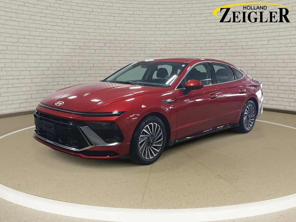 Red 2025 Hyundai Sonata Hybrid SEL for sale in Holland, MI