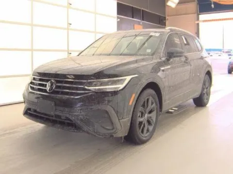 More photos of 2023 Volkswagen Tiguan 2.0T SE at Zeigler Hyundai of Holland, MI