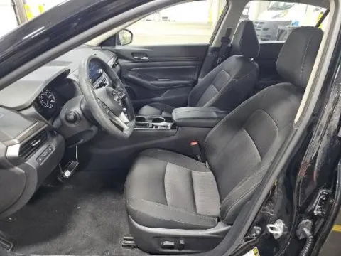 Photos of 2024 Nissan Altima 2.5 SV for sale in Holland, MI at Zeigler Hyundai of Holland