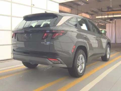 More photos of 2025 Hyundai Tucson SE at Zeigler Hyundai of Holland, MI