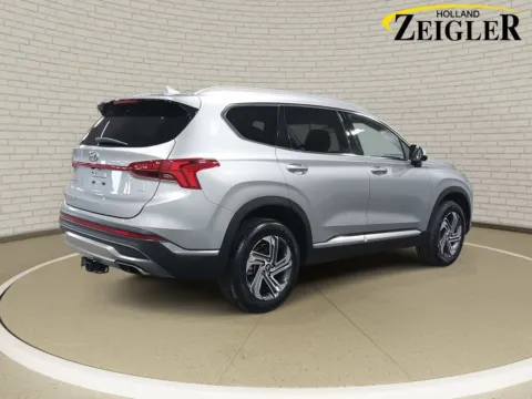 More photos of 2023 Hyundai Santa Fe SEL at Zeigler Hyundai of Holland, MI