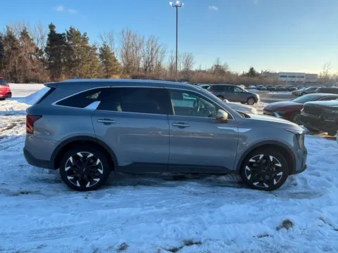 More photos of 2024 Kia Sorento SX at Zeigler Hyundai of Holland, MI