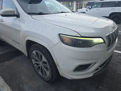 Another view of 2019 Jeep Cherokee Overland for sale in Holland, MI at Zeigler Hyundai of Holland