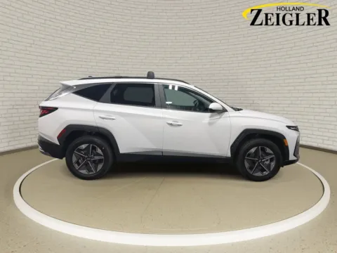 More photos of 2026 Hyundai Tucson SEL at Zeigler Hyundai of Holland, MI