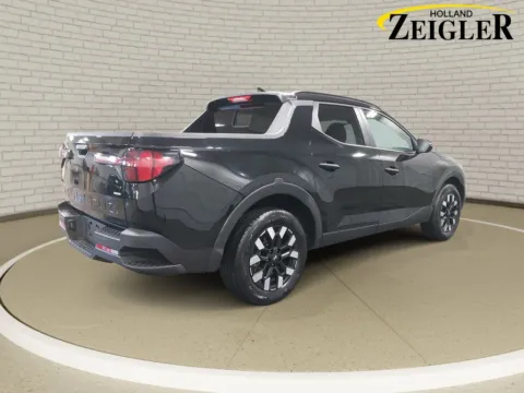 More photos of 2025 Hyundai Santa Cruz SEL at Zeigler Hyundai of Holland, MI