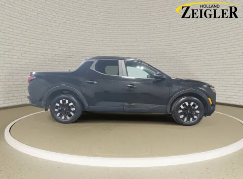 More photos of 2025 Hyundai Santa Cruz SEL at Zeigler Hyundai of Holland, MI
