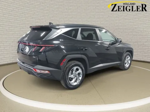 More photos of 2023 Hyundai Tucson SEL at Zeigler Hyundai of Holland, MI