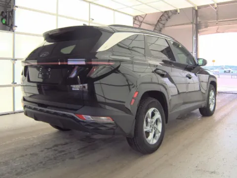 More photos of 2023 Hyundai Tucson SEL at Zeigler Hyundai of Holland, MI