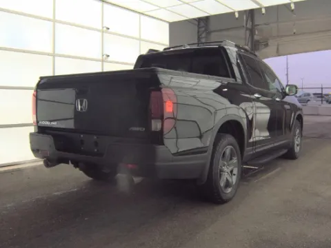 More photos of 2023 Honda Ridgeline RTL-E at Zeigler Hyundai of Holland, MI