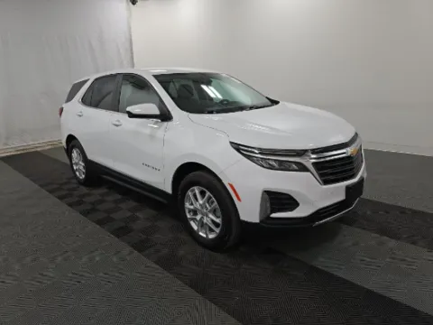 White 2022 Chevrolet Equinox LT for sale in Holland, MI