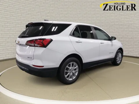 More photos of 2023 Chevrolet Equinox LT at Zeigler Hyundai of Holland, MI